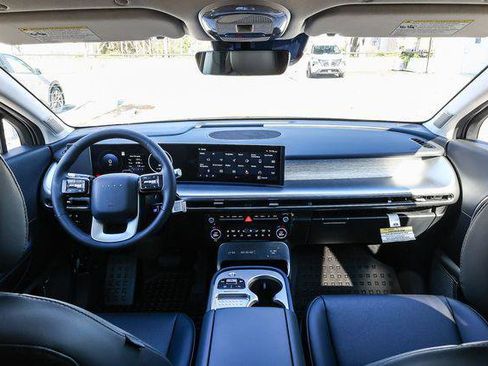 New 2026 Hyundai Ioniq 9 Limited image 13