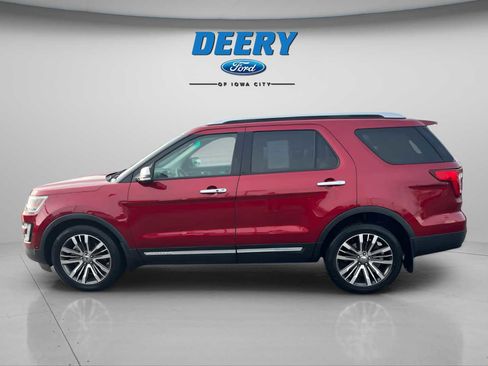 Used 2017 Ford Explorer Platinum image 5