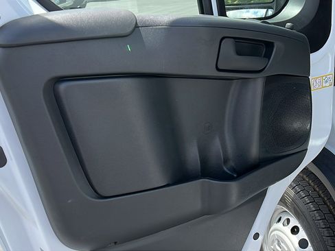 New 2026 RAM ProMaster 2500 w/ Convenience Group FWD image 17