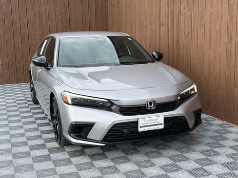 Used 2024 Honda Civic Sport image 9