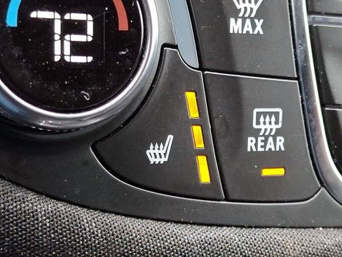 Used 2024 Chevrolet Malibu LT image 24