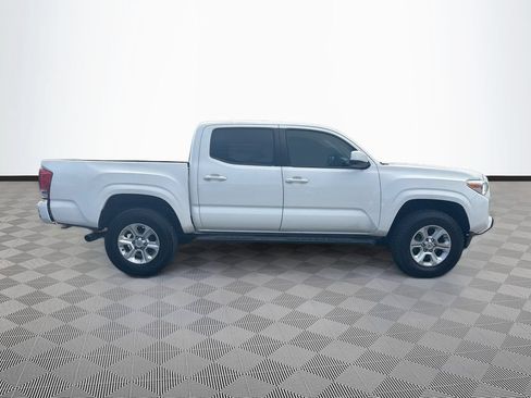 Used 2019 Toyota Tacoma SR w/ SR Convenience Package RWD image 5