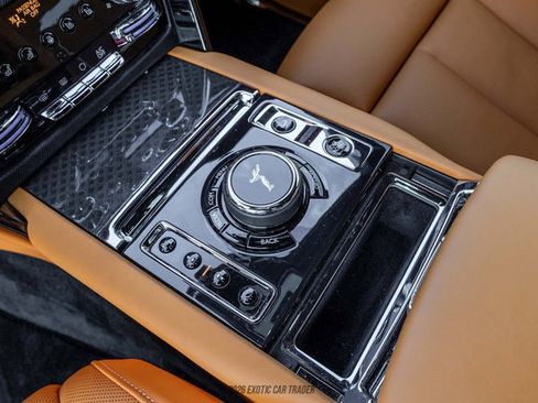 Used 2023 Rolls-Royce Cullinan Black Badge AWD/4WD image 74