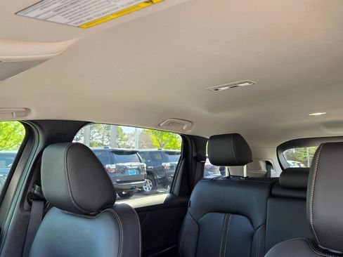 Used 2025 MAZDA CX-90 3.3 Turbo w/ Select Package image 39