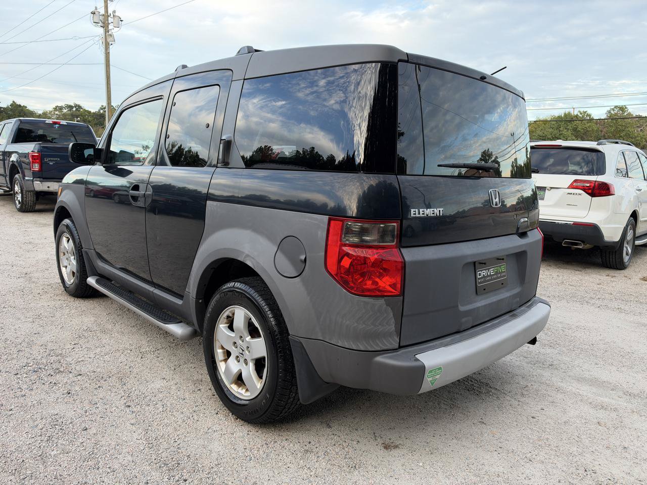 Used 2003 Honda Element EX image 3
