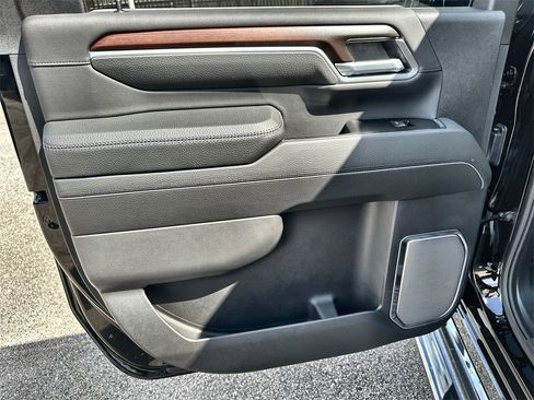 New 2026 GMC Sierra 2500 Denali w/ Denali Reserve Package image 15