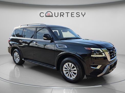 Used 2023 Nissan Armada SV w/ Cargo Package AWD/4WD image 9