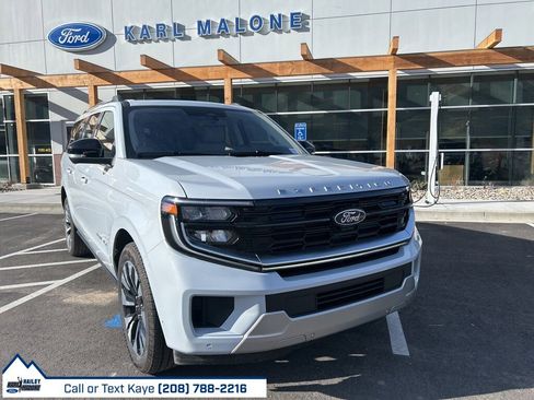 Used 2025 Ford Expedition Max Platinum w/ Driver's Package image 1
