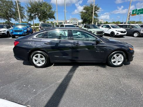 Used 2023 Chevrolet Malibu LT FWD image 4