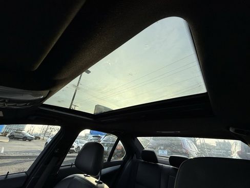 Used 2010 Mercedes-Benz C 300 Sedan image 5