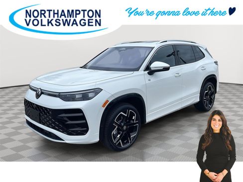 New 2026 Volkswagen Tiguan SEL R-Line AWD/4WD image 1