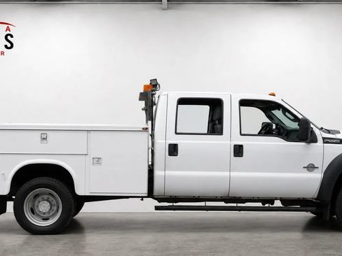 Used 2015 Ford F550 4x4 Crew Cab Super Duty image 1