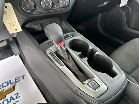New 2026 Chevrolet Trax RS w/ Sunroof Package FWD image 15