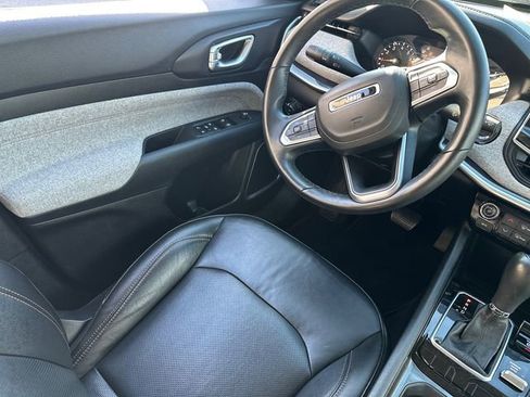 Used 2022 Jeep Compass Latitude AWD/4WD image 22