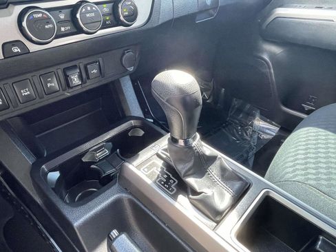 Used 2022 Toyota Tacoma SR5 w/ Trail Edition AWD/4WD image 34