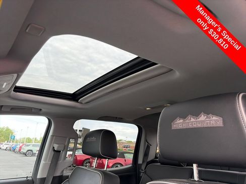 Used 2018 Chevrolet Silverado 1500 High Country AWD/4WD image 31