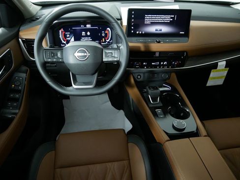 New 2026 Nissan Rogue Platinum image 20