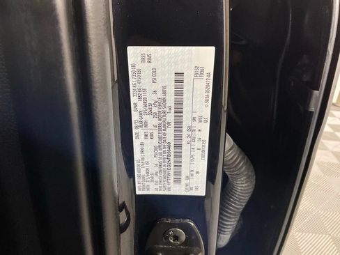 Used 2022 Ford F150 Lariat w/ Equipment Group 502A High AWD/4WD image 28