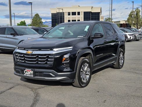 Used 2026 Chevrolet Equinox LT AWD/4WD image 11