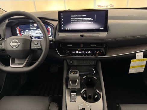 New 2026 Nissan Rogue Platinum w/ Tech Package image 19