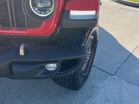 Used 2024 Jeep Wrangler Unlimited Rubicon 392 image 12