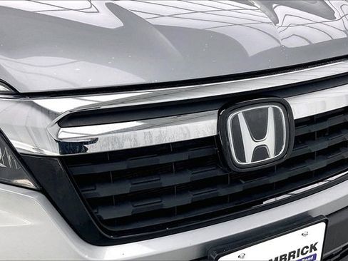 Used 2018 Honda Ridgeline RTL-E image 31