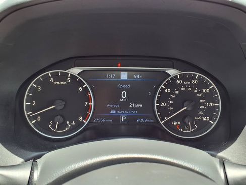 Used 2024 Nissan Altima 2.5 SV w/ SV Premium Package FWD image 36