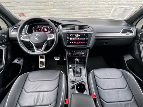 Certified 2023 Volkswagen Tiguan SEL R-Line AWD/4WD image 15