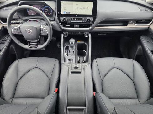 Certified 2026 Toyota Grand Highlander AWD image 26