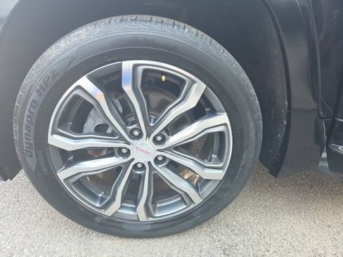 Used 2018 GMC Terrain Denali w/ GMC Pro Grade Package AWD/4WD image 50