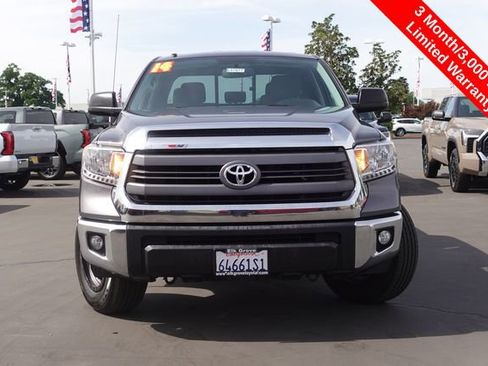 Used 2014 Toyota Tundra SR5 w/ SR5 Upgrade Package image 3