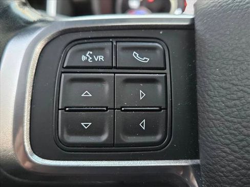 Used 2019 RAM 2500 Laramie AWD/4WD image 23