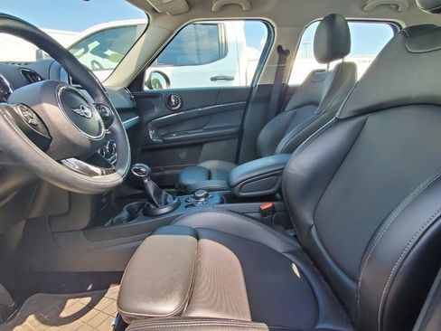 Used 2018 MINI Cooper Countryman S FWD image 3