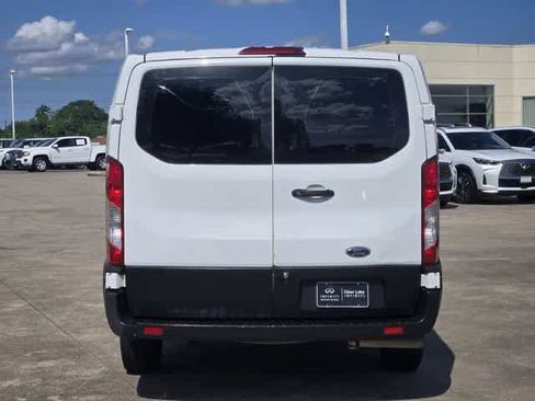 Used 2020 Ford Transit 250 Low Roof RWD image 5