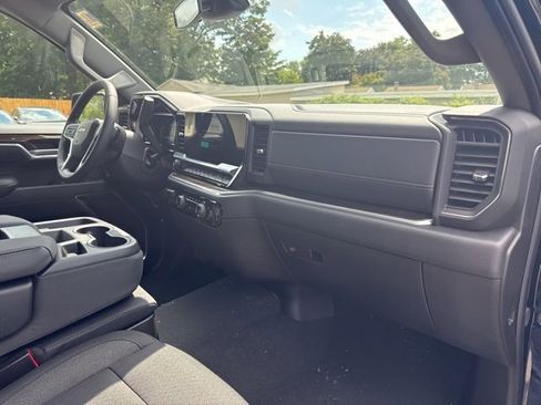 New 2026 Chevrolet Silverado 1500 LT image 17