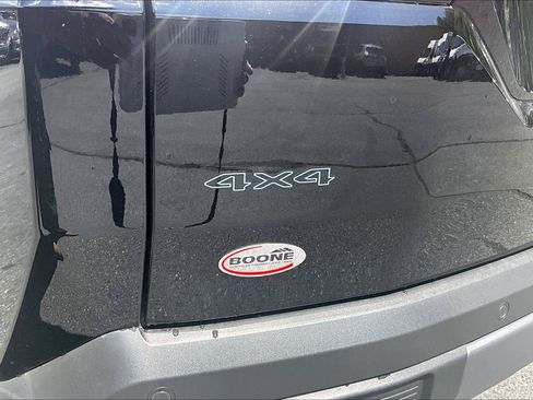 New 2026 Jeep Cherokee Limited AWD/4WD image 13