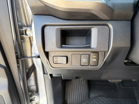 Used 2019 Toyota Tacoma SR5 image 13