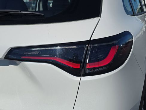 Certified 2024 Honda HR-V LX image 8