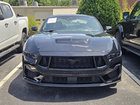 Used 2026 Ford Mustang GT Premium RWD image 2