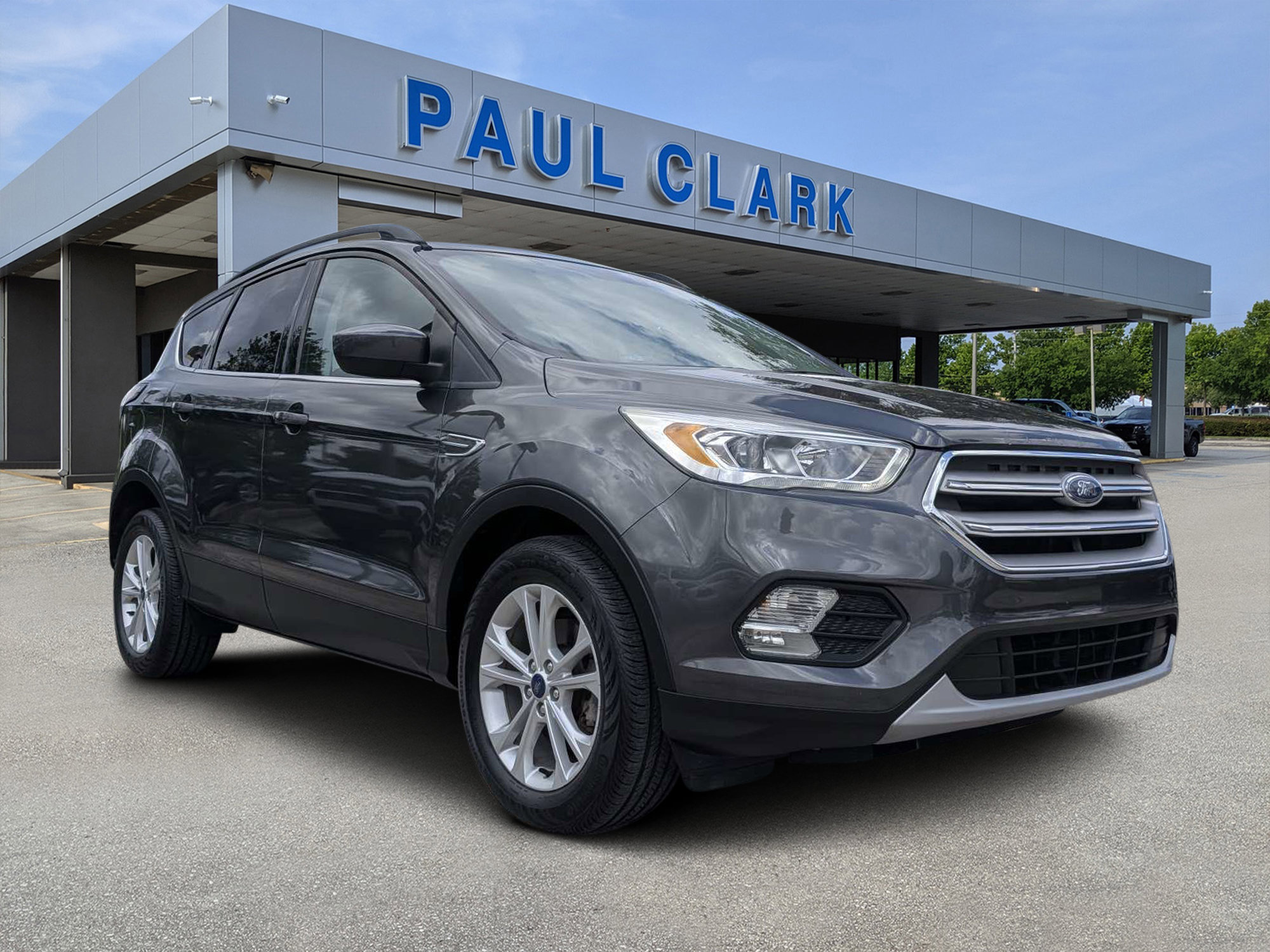 Used 2018 Ford Escape SEL FWD image 1
