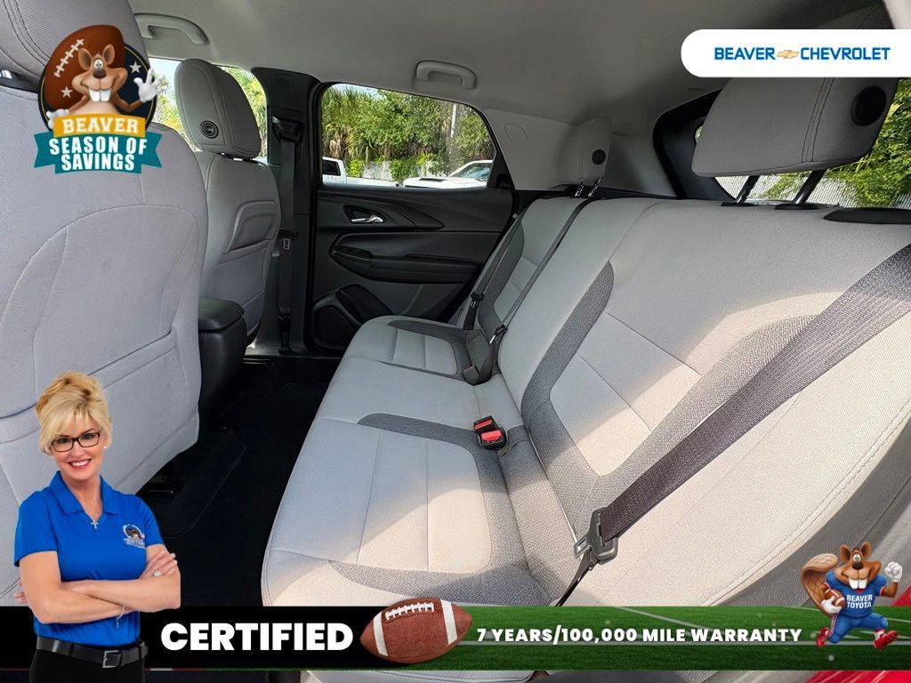 Used 2025 Chevrolet TrailBlazer LT FWD image 14