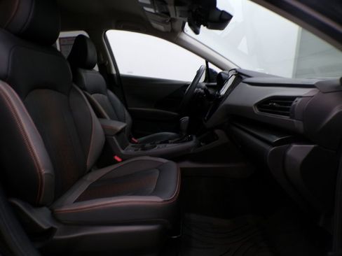 Used 2024 Subaru Crosstrek 2.5i Limited w/ Crosstrek Mirror Package image 18