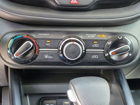 Used 2024 Kia Soul LX w/ Option Group 015 FWD image 26