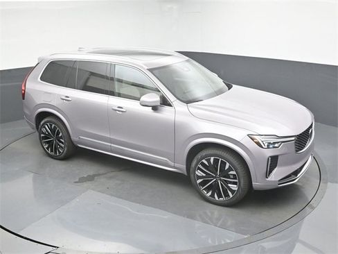 New 2026 Volvo XC90 B6 Core image 45