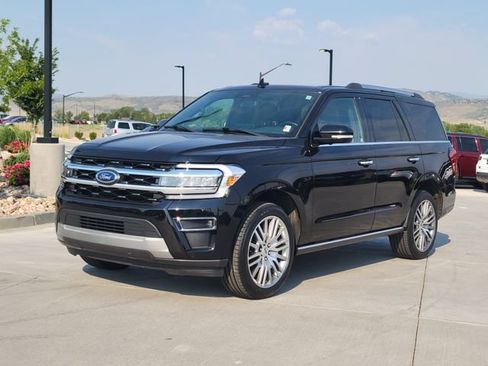 Used 2022 Ford Expedition Limited RWD image 1