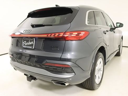 Certified 2025 Audi Q5 Premium w/ Convenience Package AWD/4WD image 5