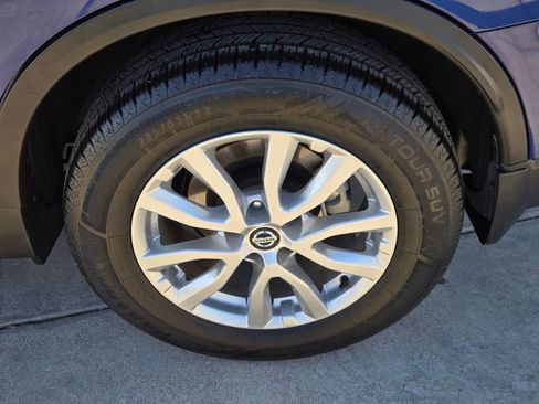 Certified 2020 Nissan Rogue SV image 10