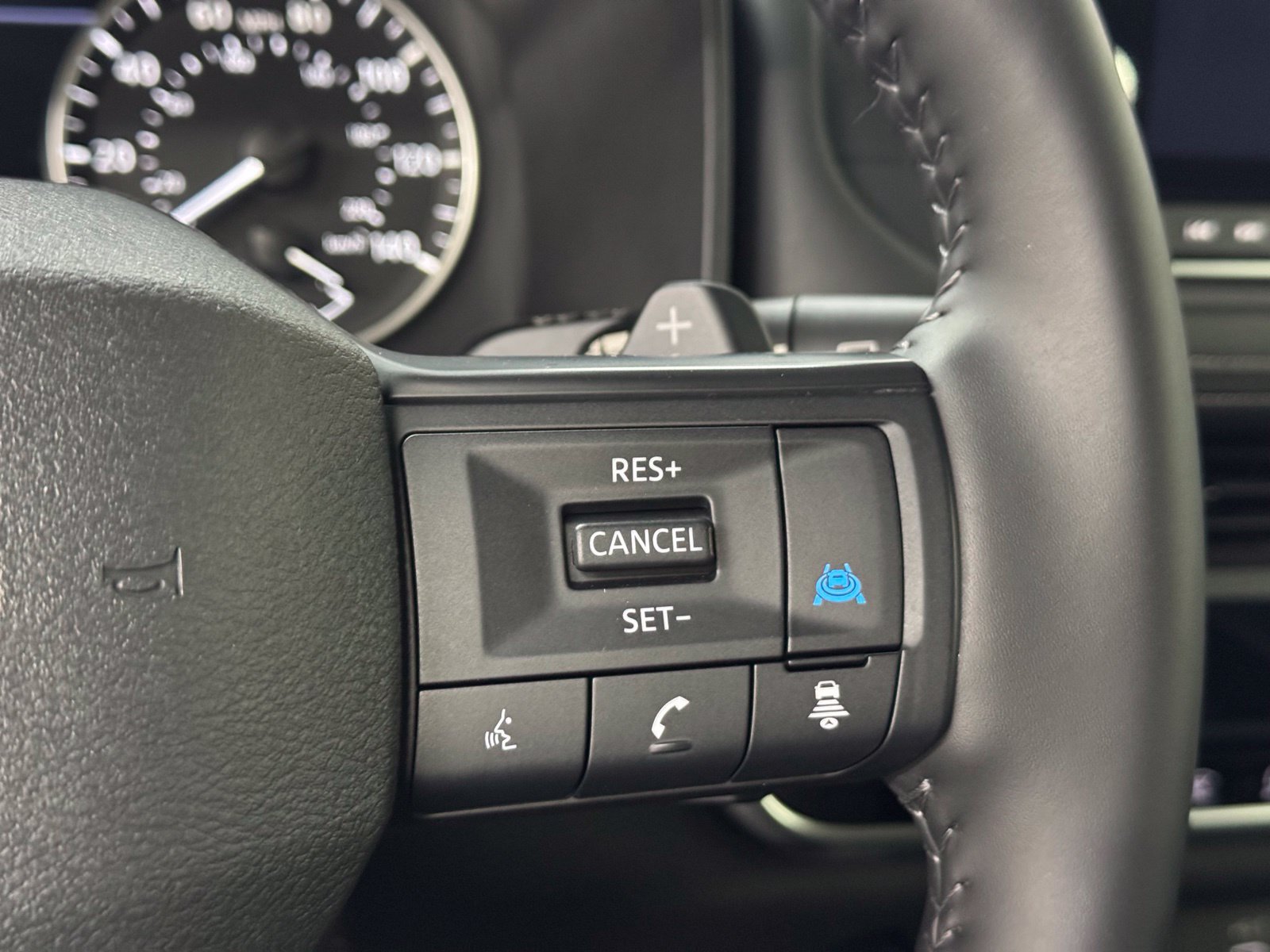 Certified 2026 Nissan Rogue SV AWD/4WD image 22