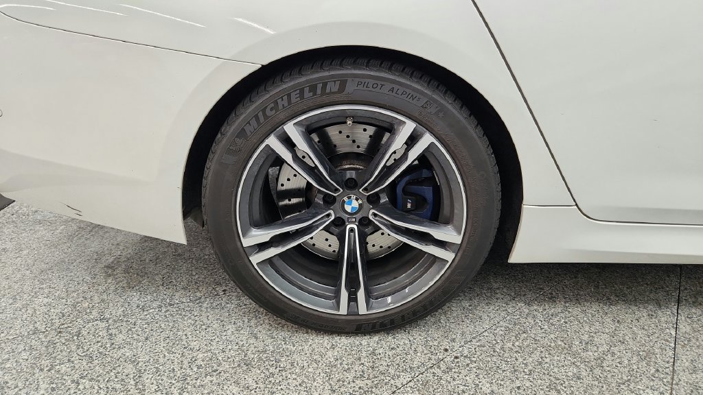 Used 2020 BMW M5 w/ Executive Package AWD/4WD image 21