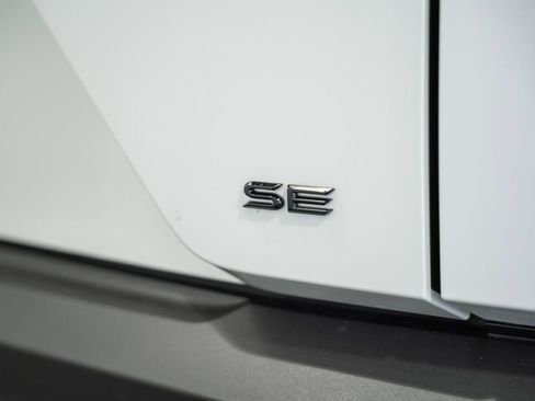 New 2026 Toyota C-HR AWD/4WD image 8